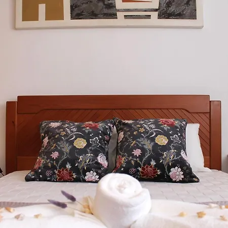 Casa Do Limoeiro * אלבופיירה