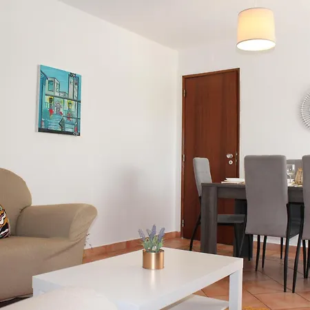 Casa Do Limoeiro * אלבופיירה