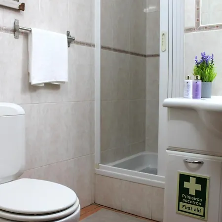 Casa Do Limoeiro * אלבופיירה