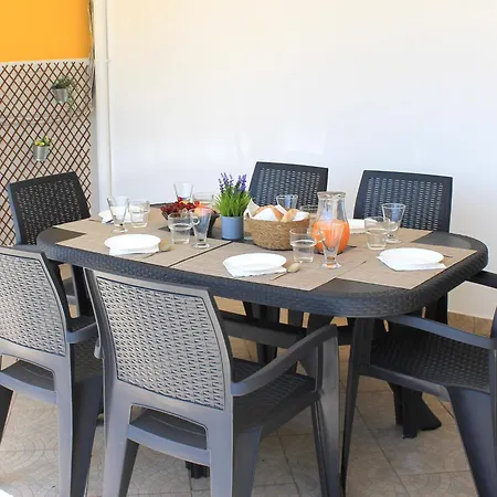 Casa Do Limoeiro * אלבופיירה